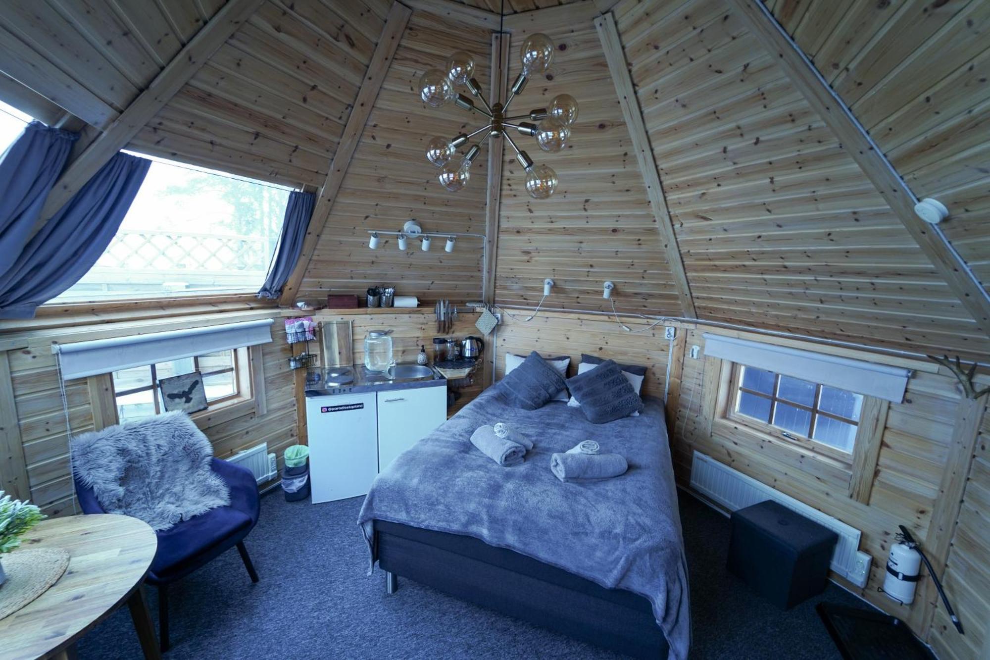 Northern Light Huts - Paradise Lapland *